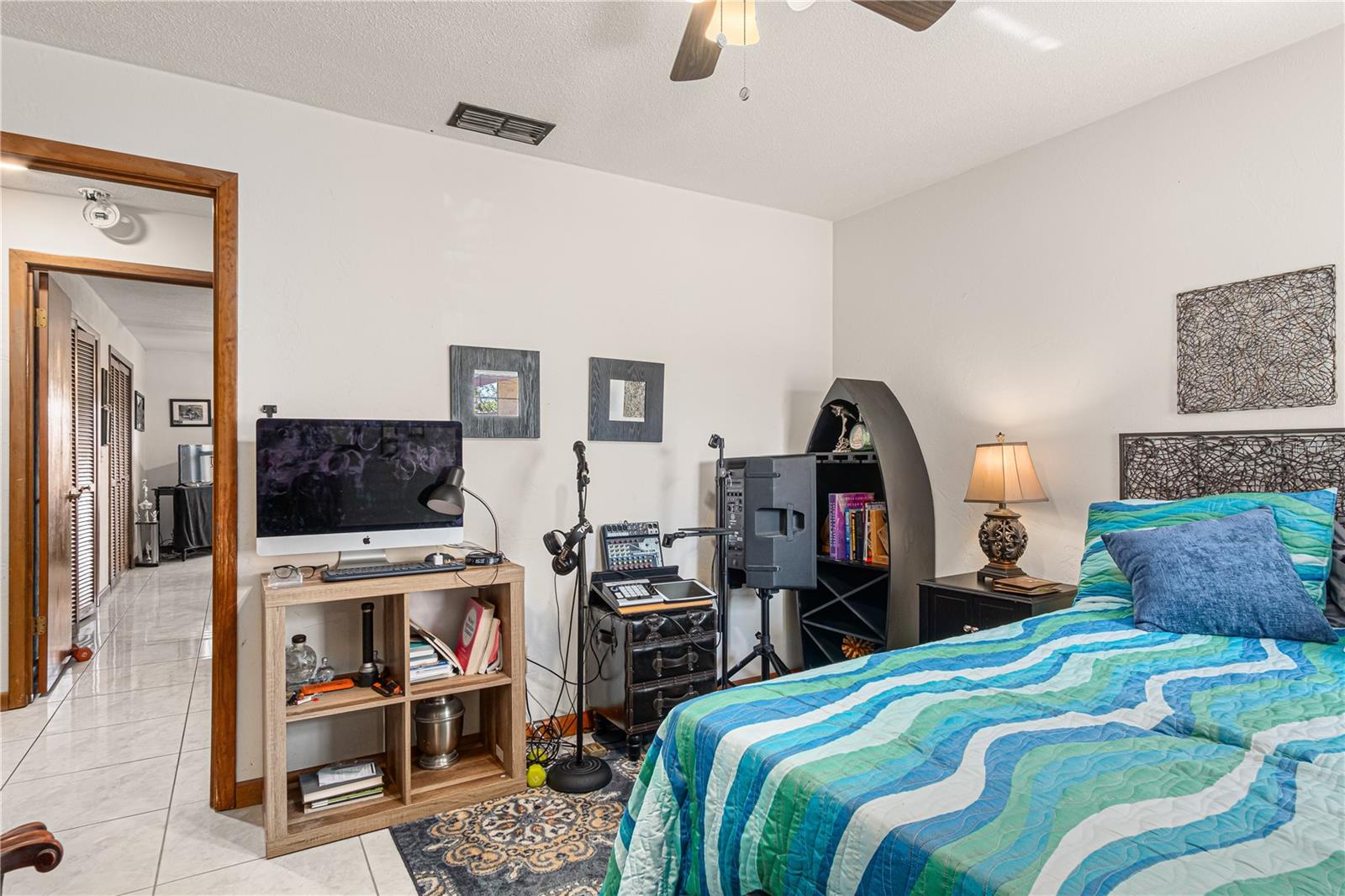 SHANGRI-LA VILLAGE - Residential