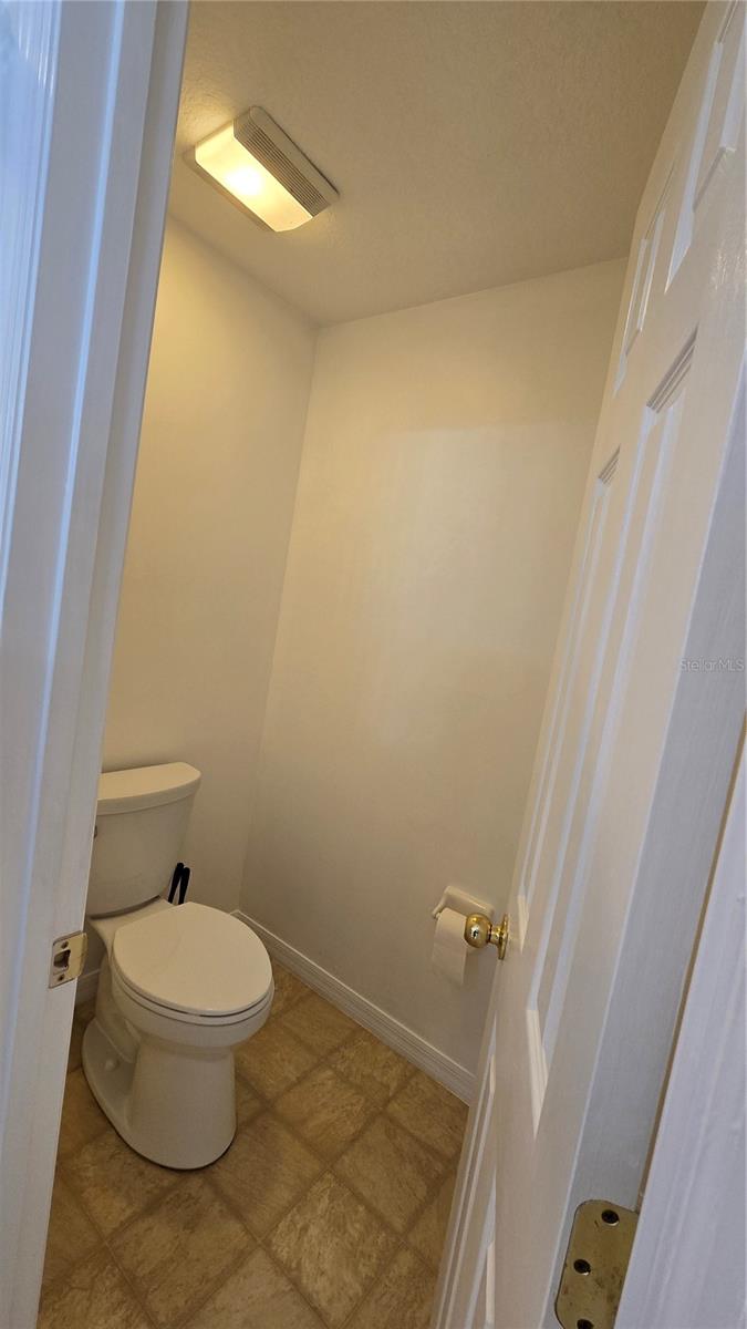 HATCHWOOD ESTATES - Residential Lease