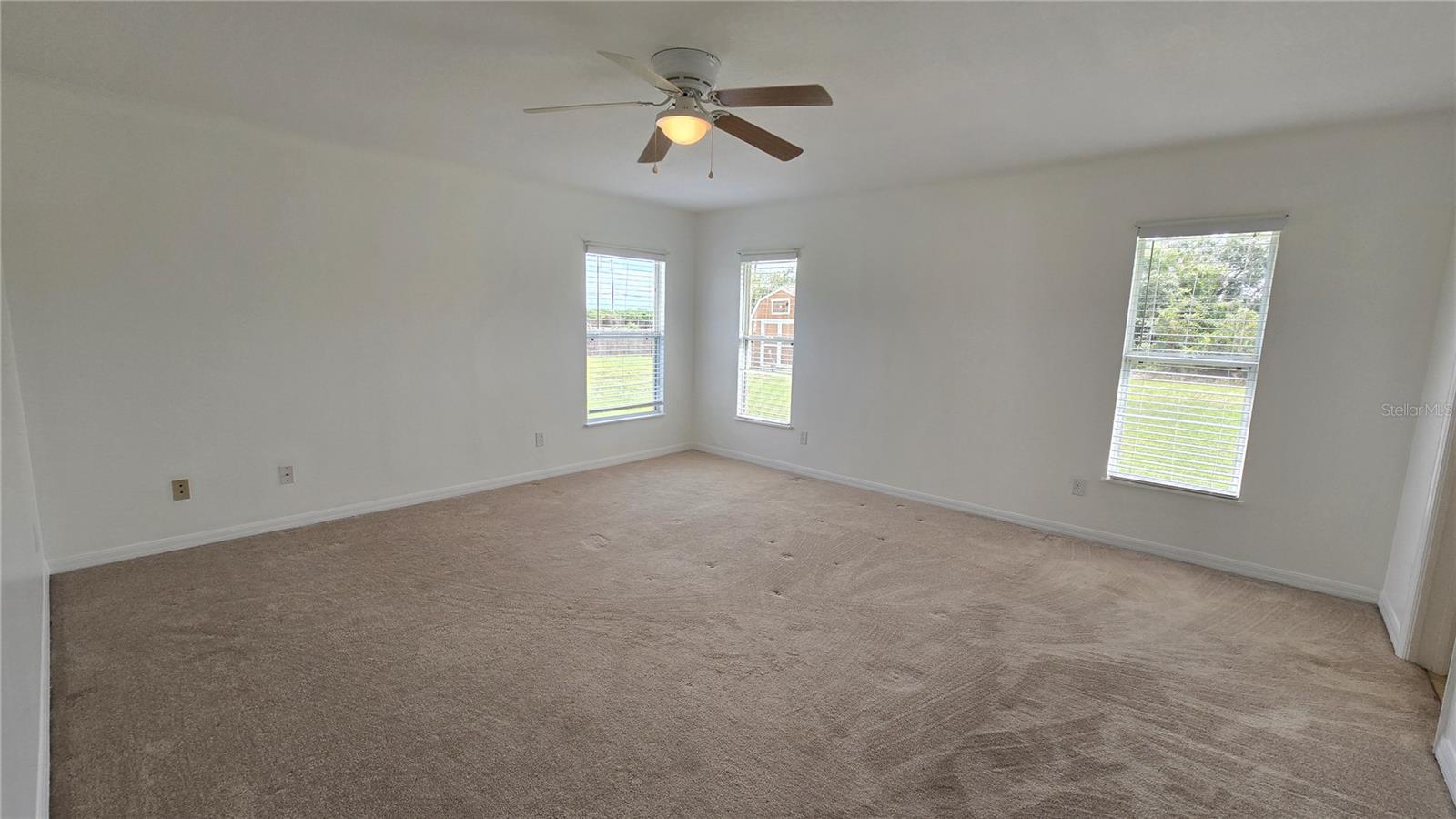 HATCHWOOD ESTATES - Residential Lease