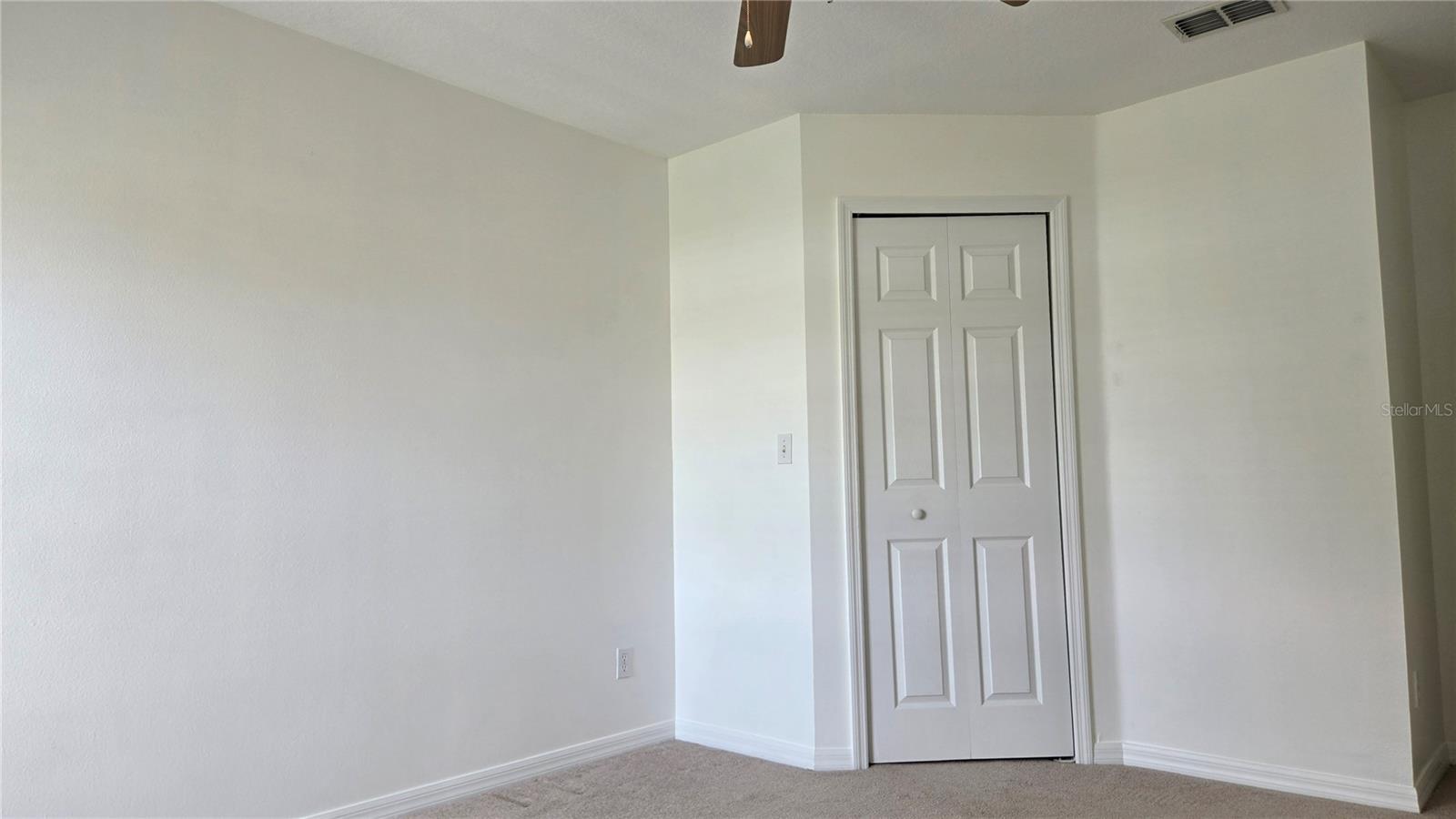 HATCHWOOD ESTATES - Residential Lease