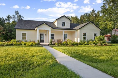 292 W DELAWARE AVENUE LAKE HELEN FL 32744