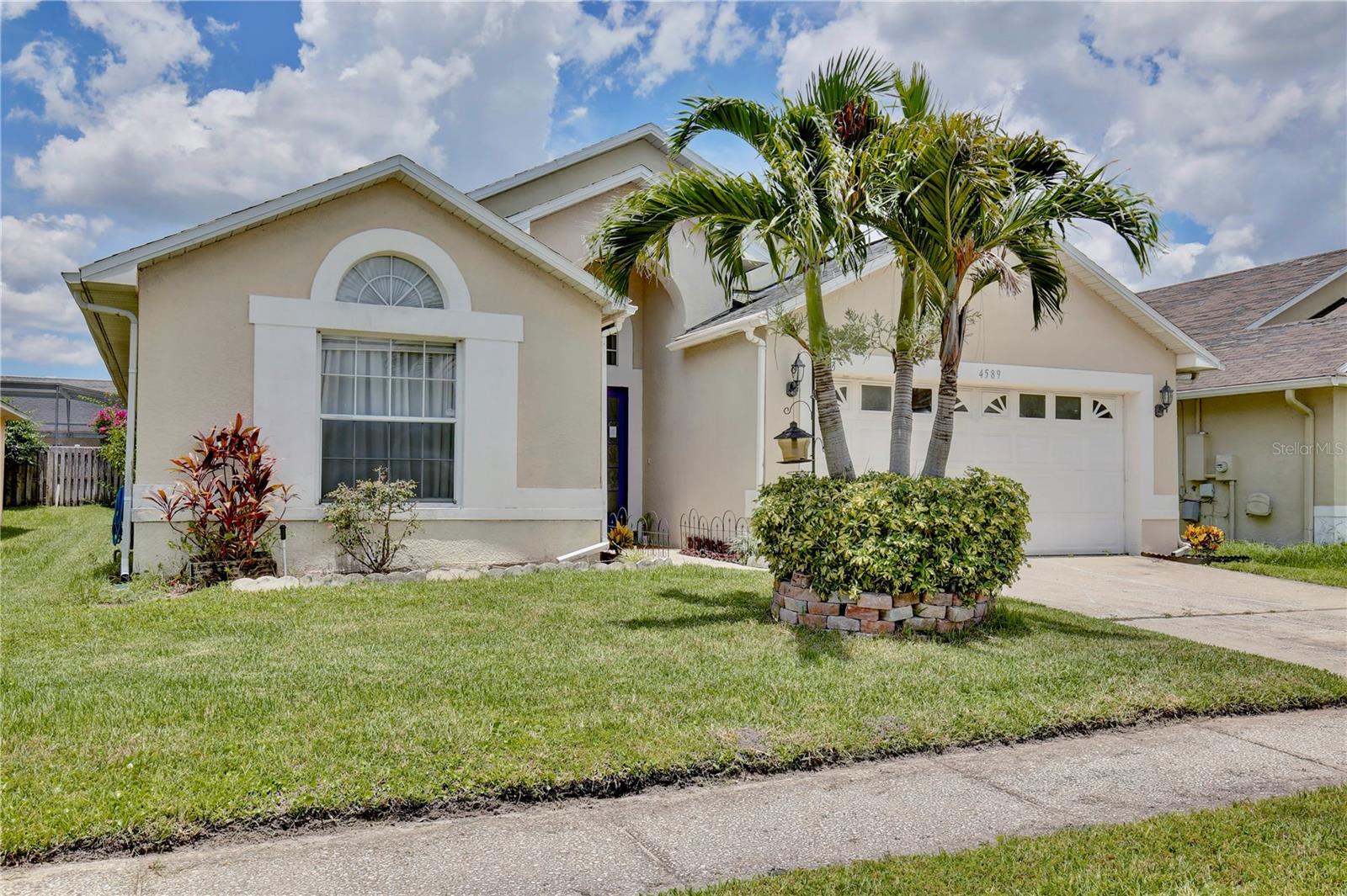 4589 EAGLET LANE