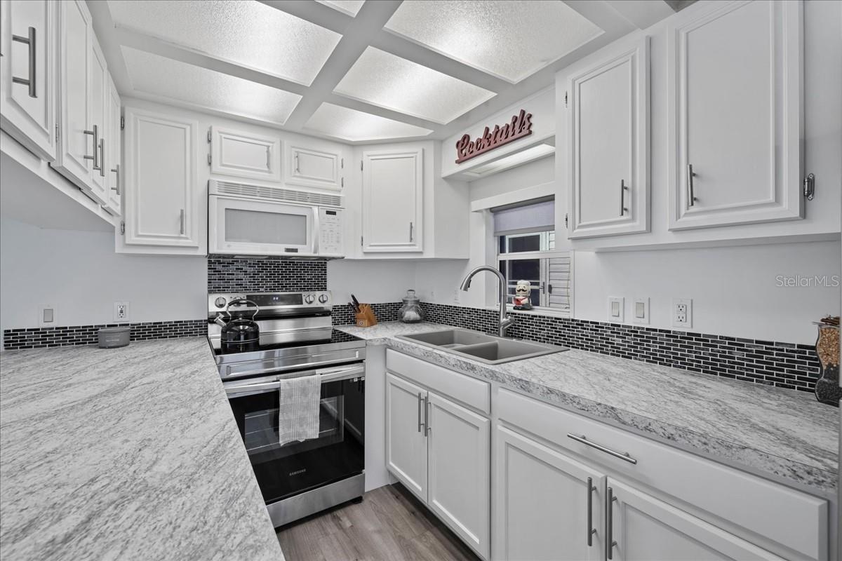 PALMETTO PALMS RV RESIDENCE PH 04 - Residential