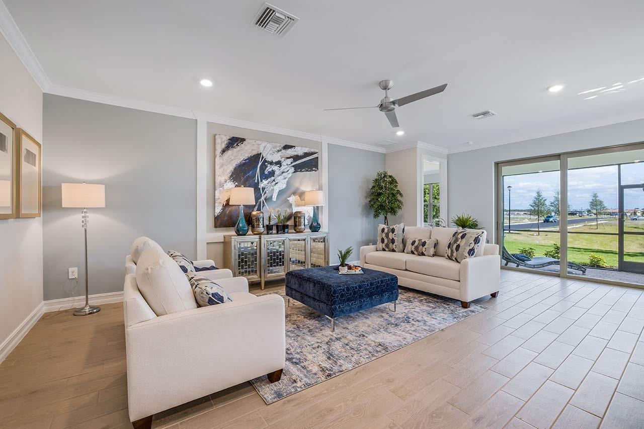 748 RAVELLO BOULEVARD