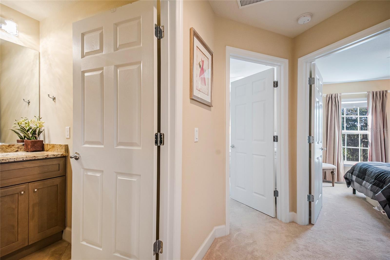 VILLAGEWALK/LK NONA UN #4A - Residential