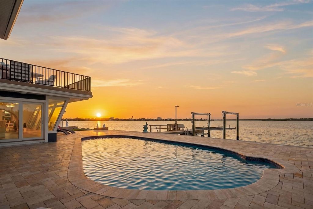 Photo of 16123 6th Street E, Redington Beach, FL 33708 (MLS # TB8487605)