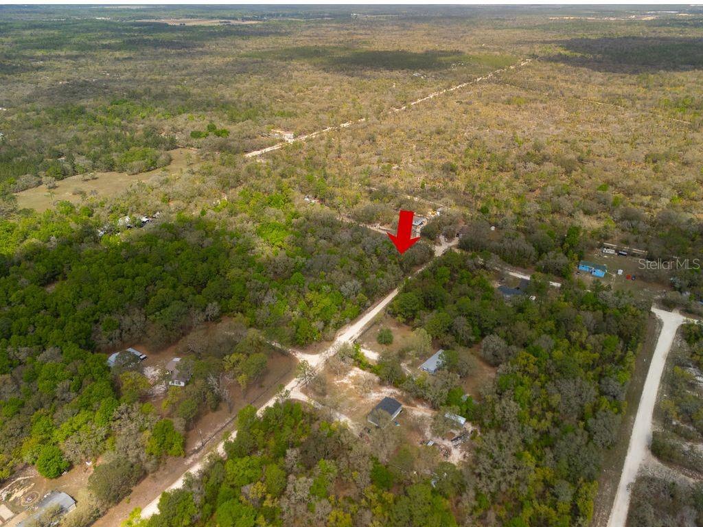 NORTH SOUTH ESTATE - Land