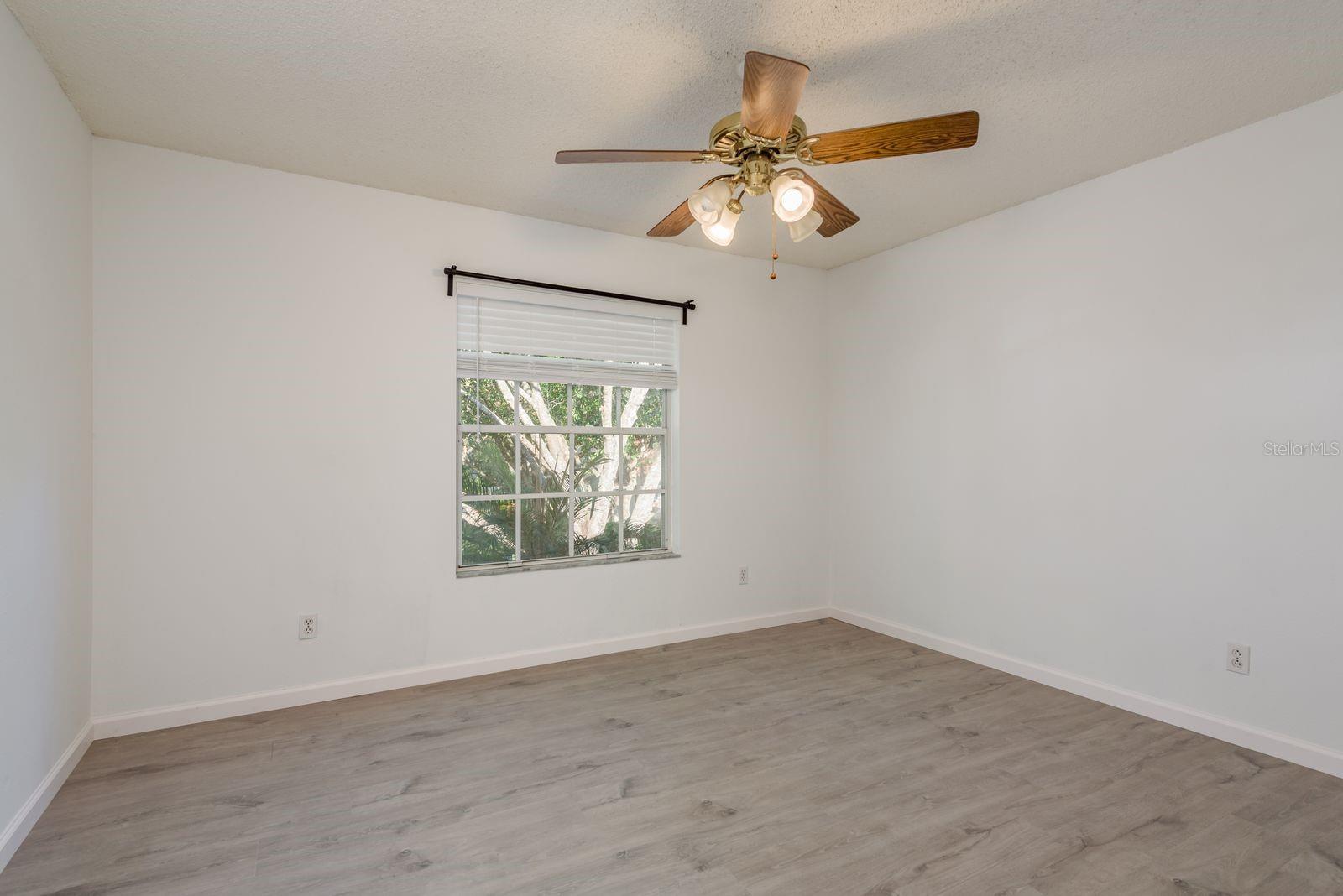 GLENBROOK EAST - Residential