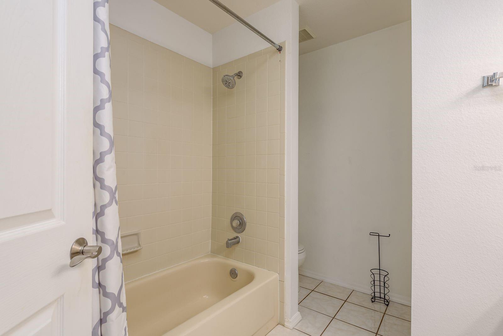 GLENBROOK EAST - Residential