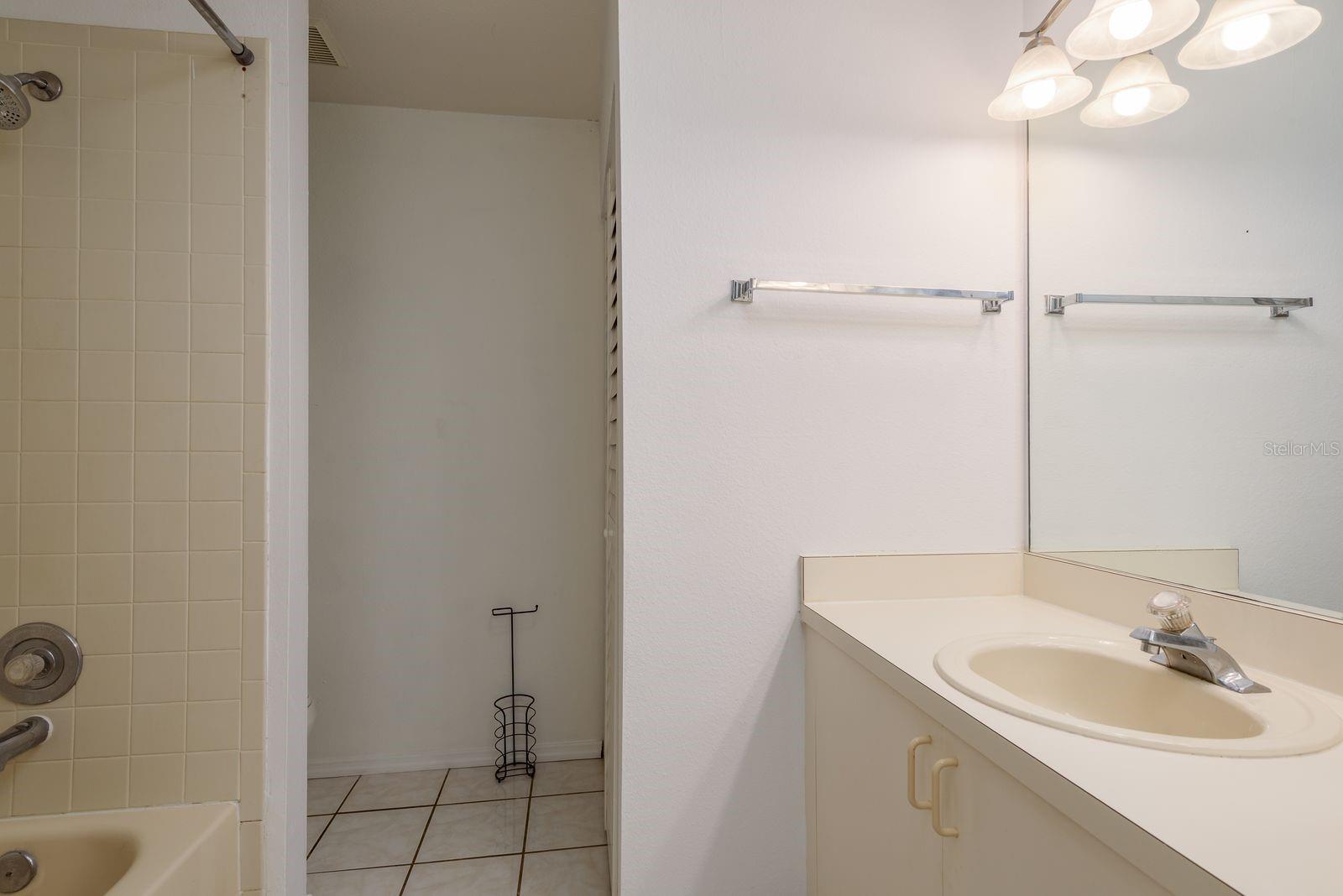 GLENBROOK EAST - Residential