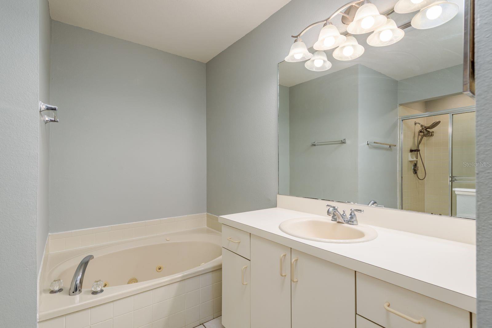 GLENBROOK EAST - Residential