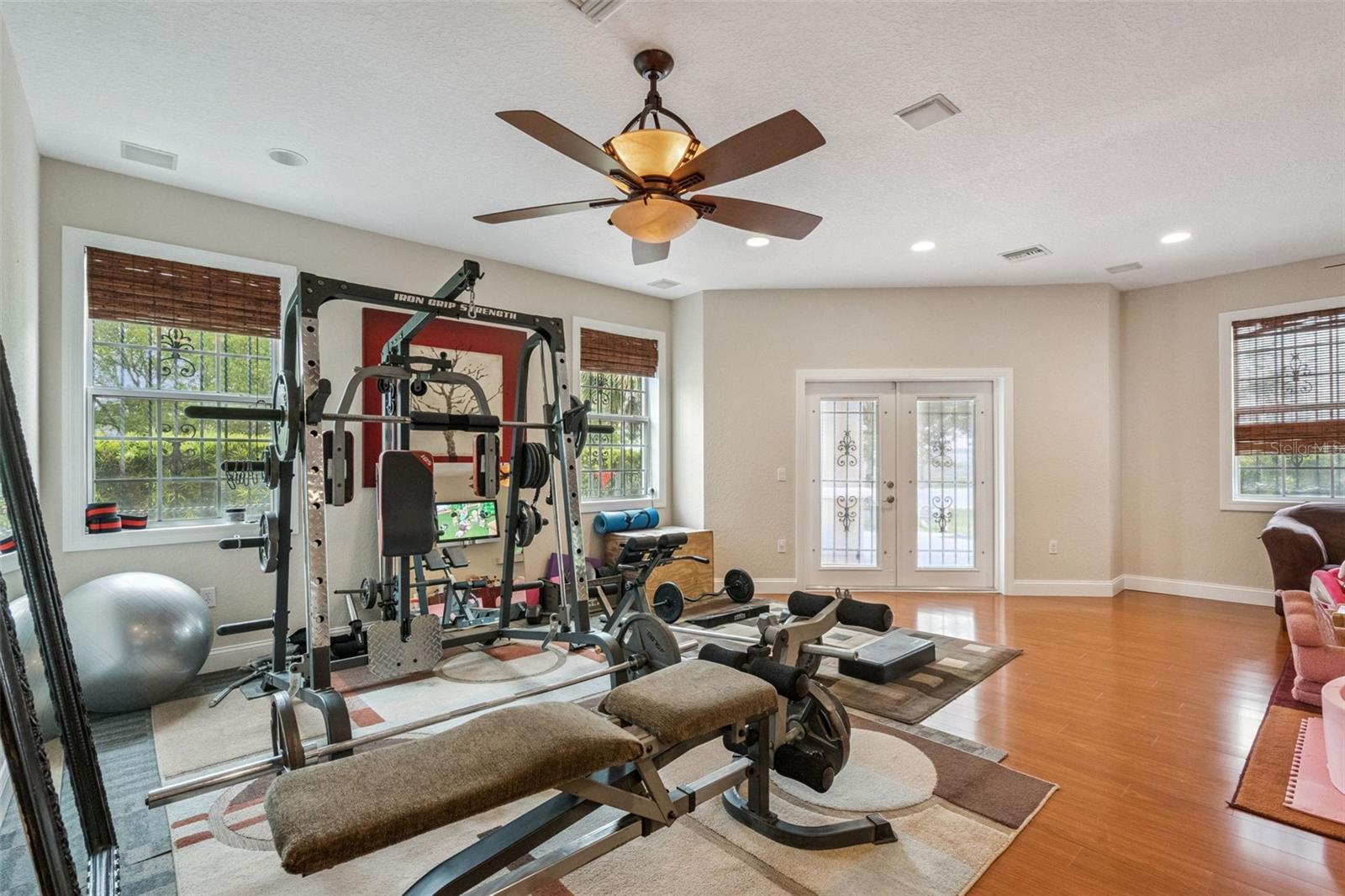 ACREAGE & UNREC - Residential