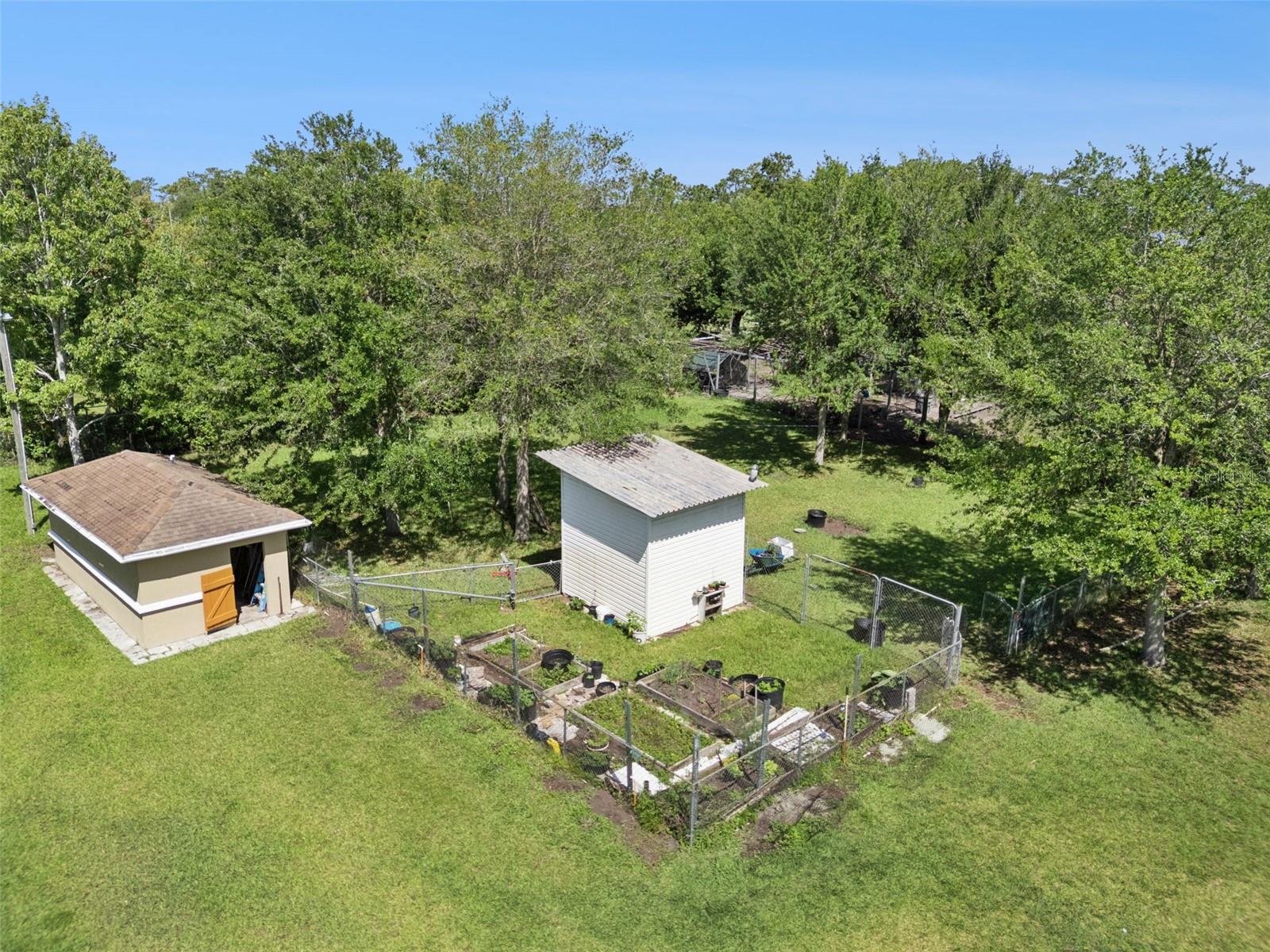 ACREAGE & UNREC - Residential