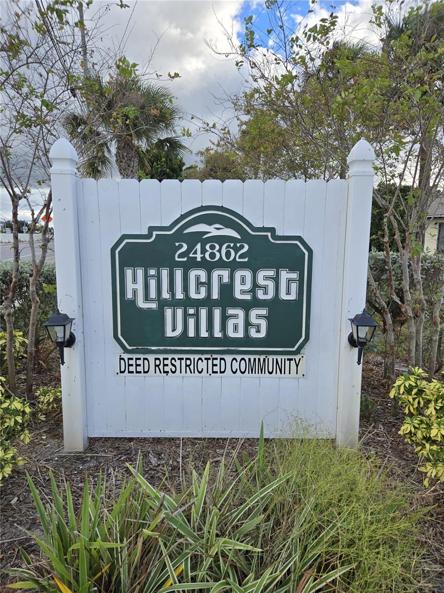 HILL CREST VILLAS - Residential Lease