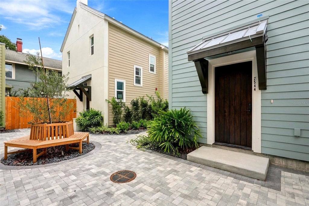 Photo of 2544 1st Avenue N, St Petersburg, FL 33713 (MLS # TB8553245)