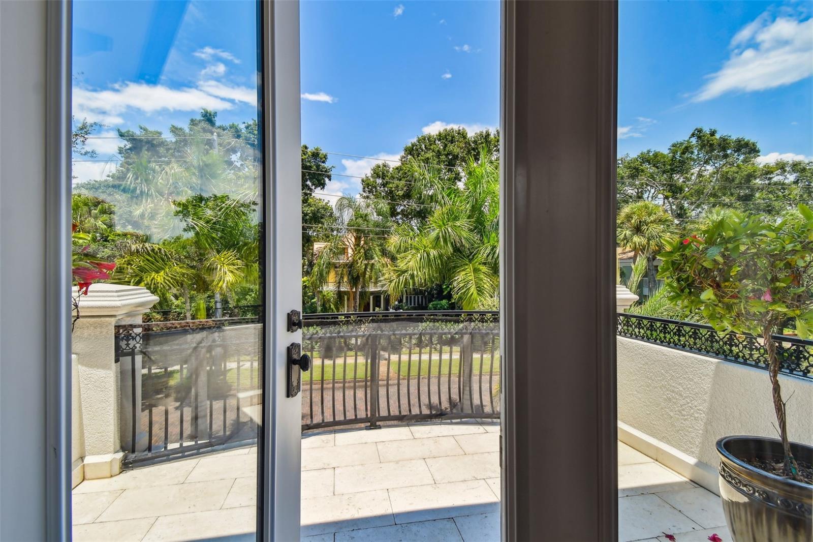 BAY SHORE REV - Residential