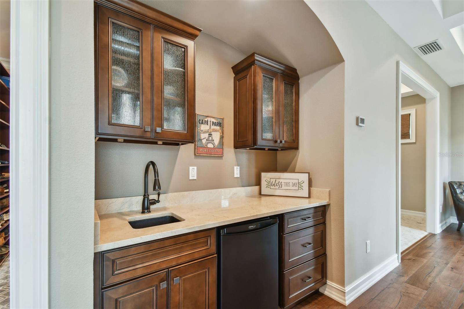 BAY SHORE REV - Residential