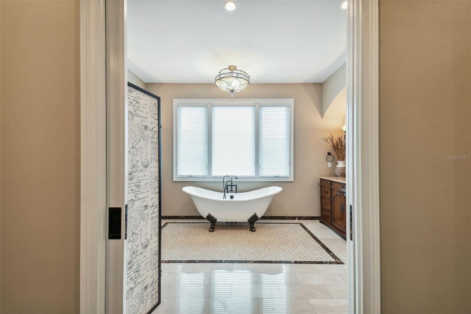 BAY SHORE REV - Residential