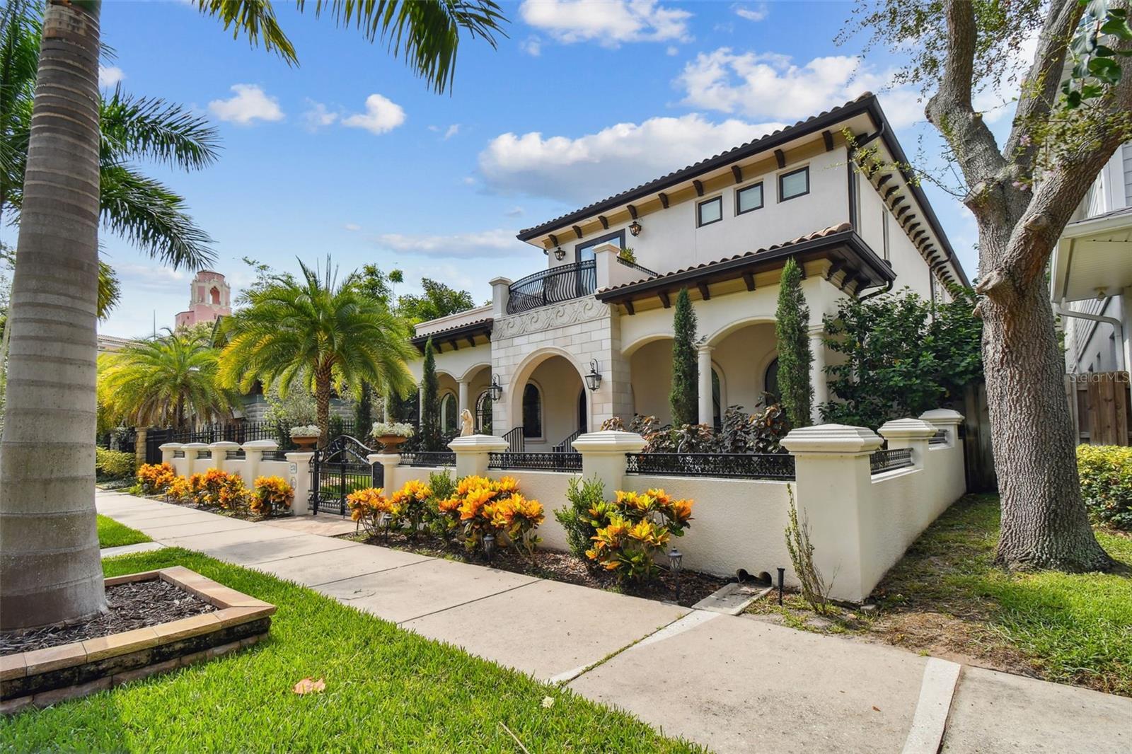 BAY SHORE REV - Residential