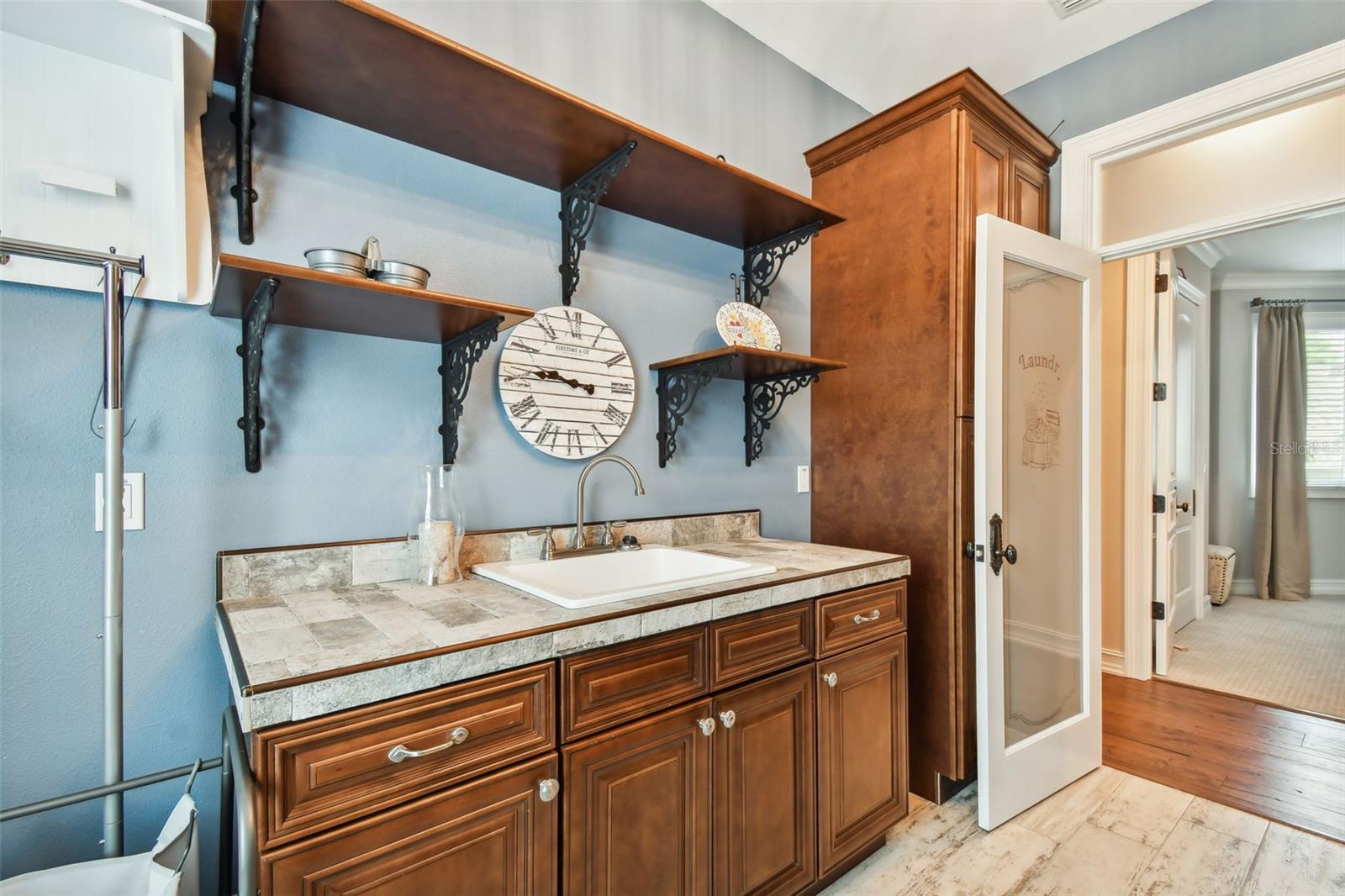 BAY SHORE REV - Residential