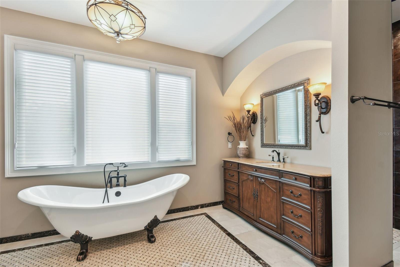 BAY SHORE REV - Residential