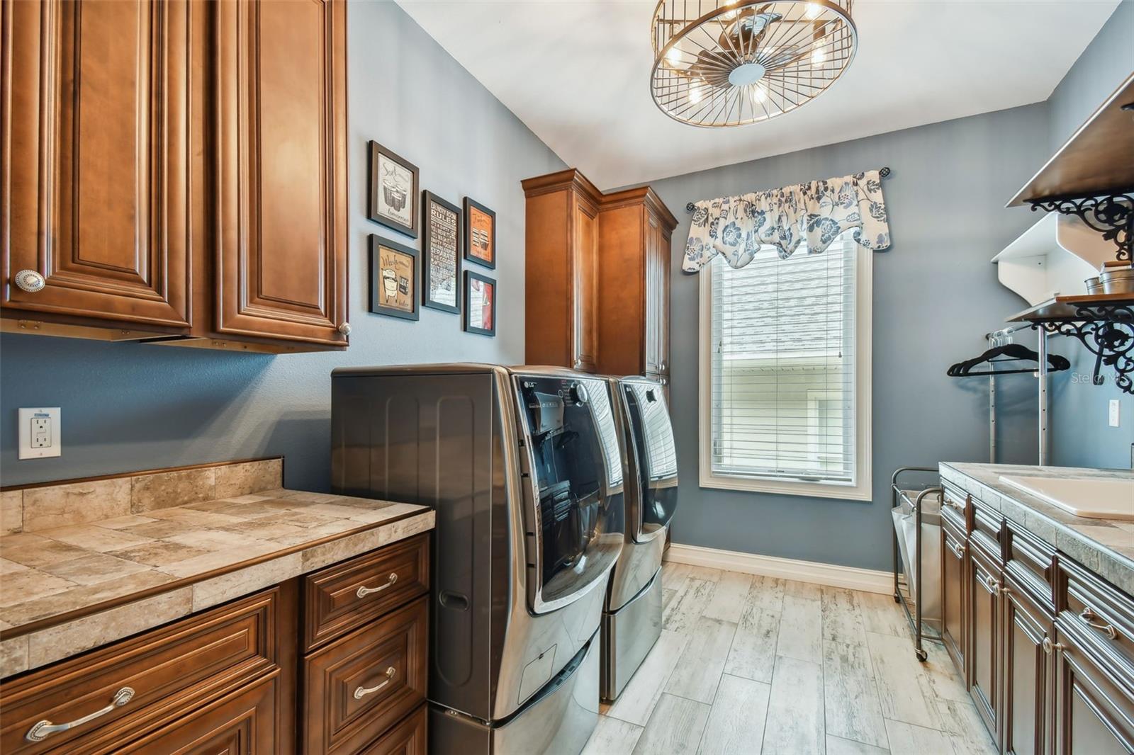 BAY SHORE REV - Residential