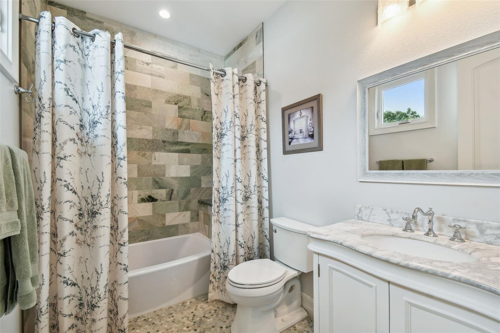 BAY SHORE REV - Residential