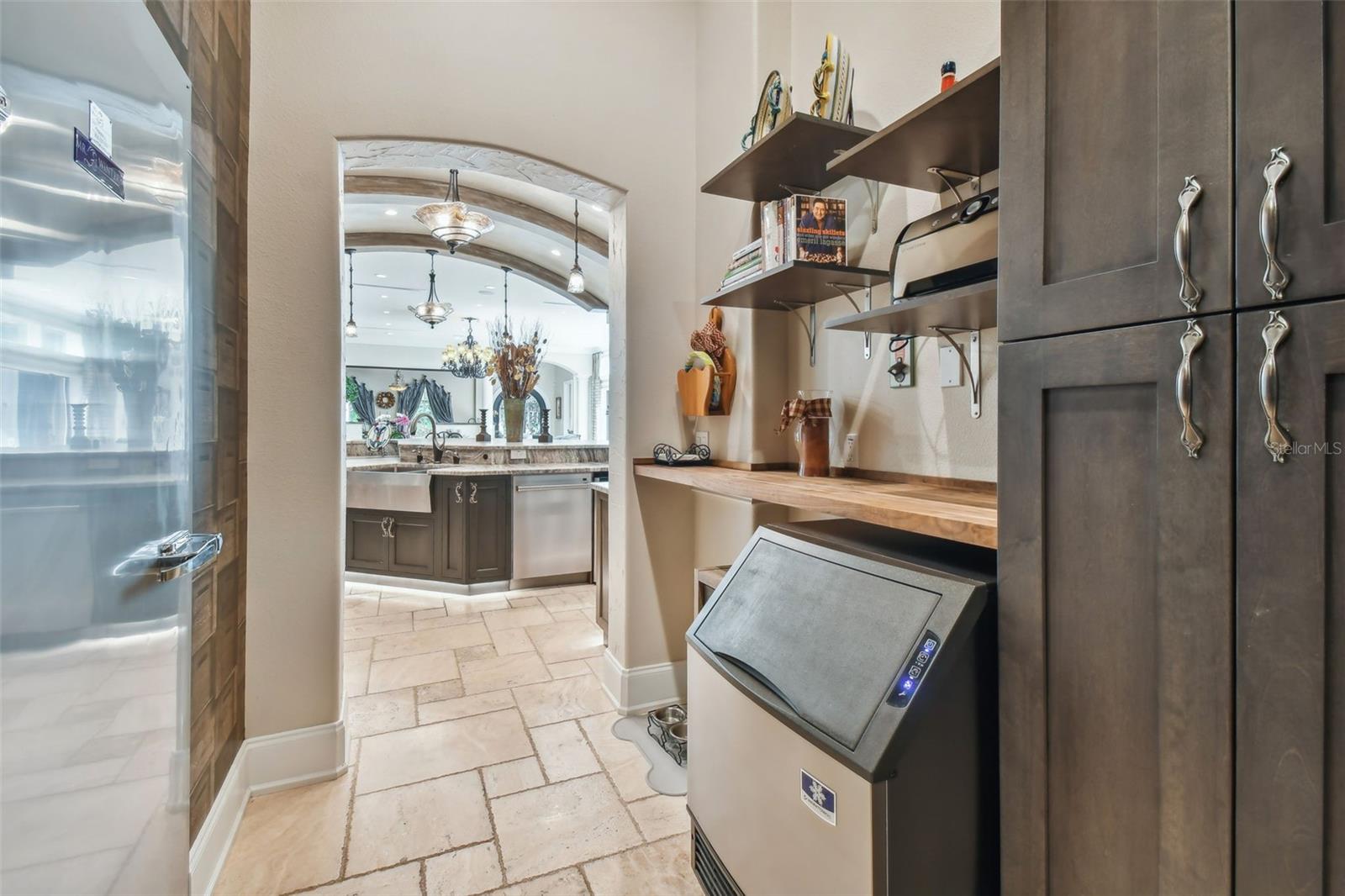 BAY SHORE REV - Residential