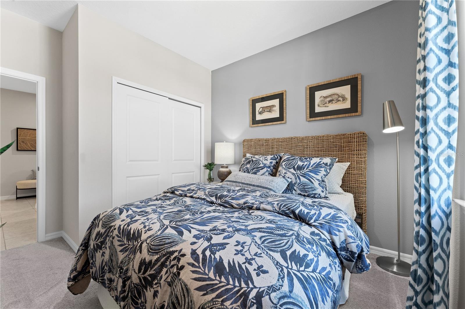 GROVES AT GRAND ISLAND - Residential