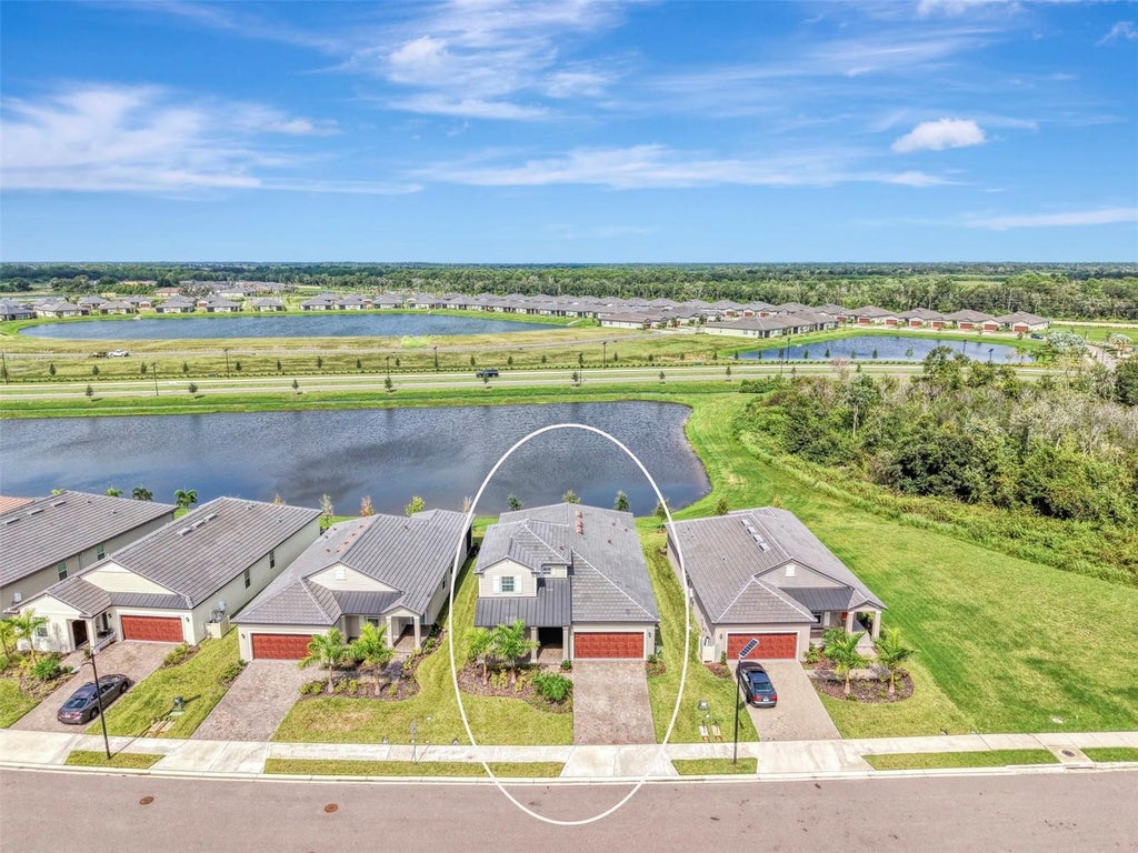 Photo of 11854 Lilac Pearl Lane, Parrish, FL 34219 (MLS # A4709169)