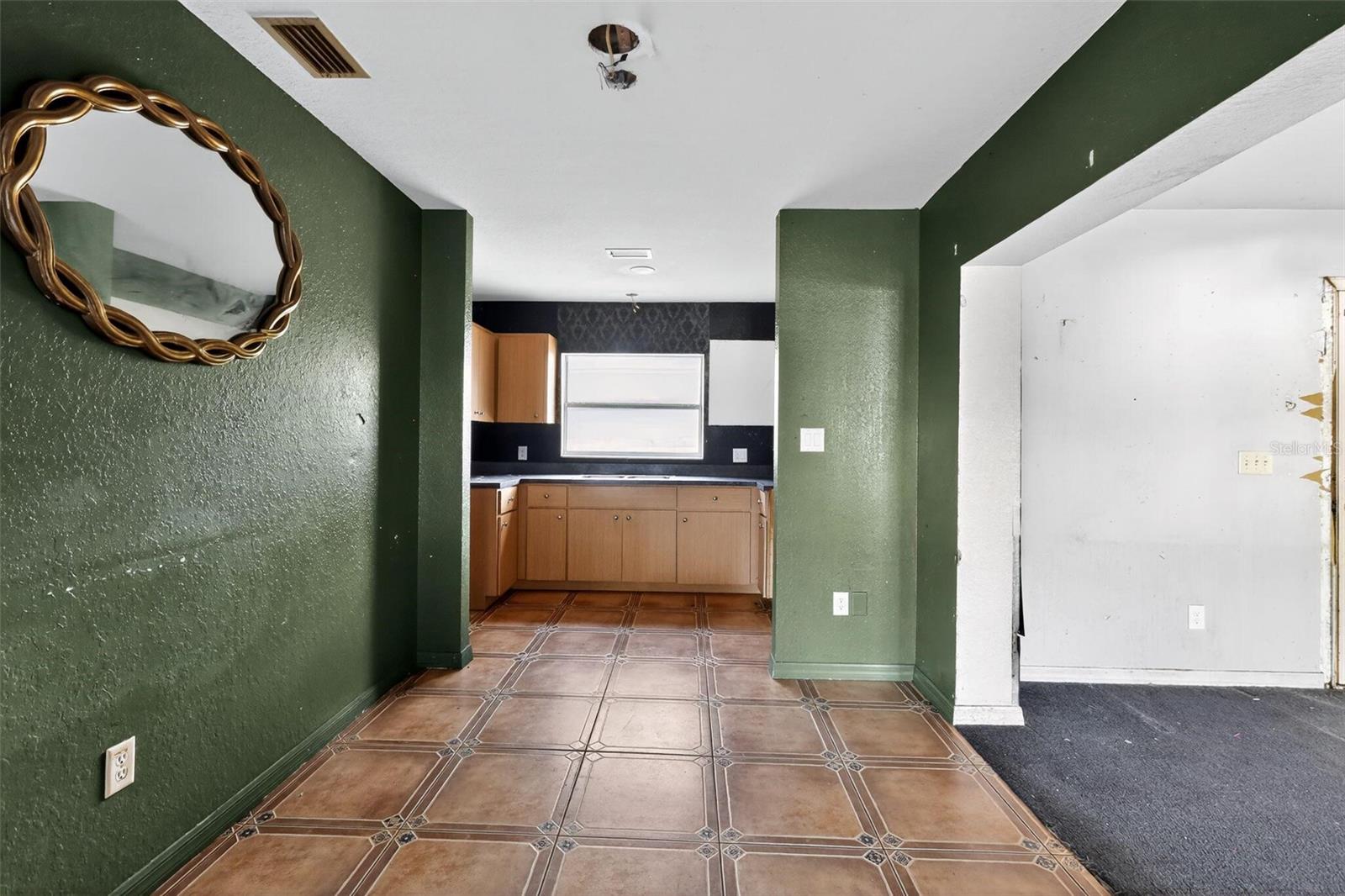 CAMPHOR HEIGHTS - Residential