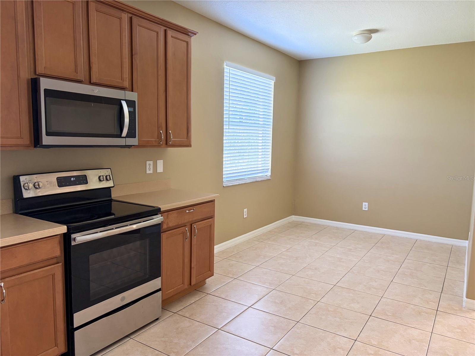 SOUTH BAY LAKES UNIT 2 - Residential Lease