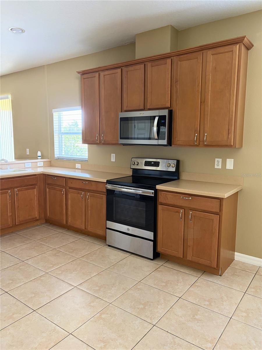 SOUTH BAY LAKES UNIT 2 - Residential Lease