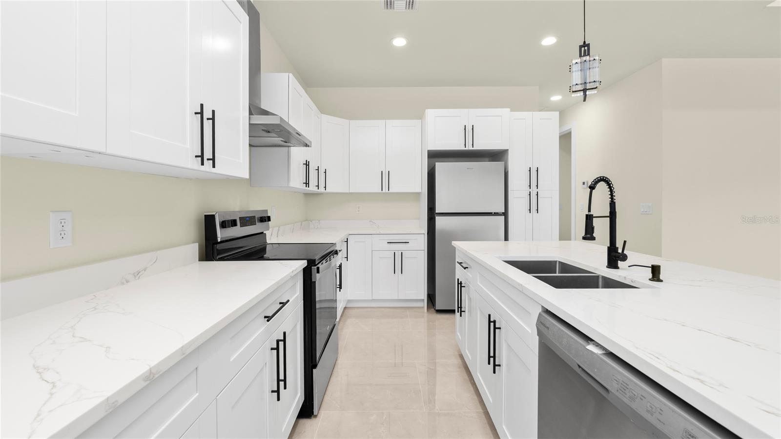 HRBR HEIGHTS - Residential