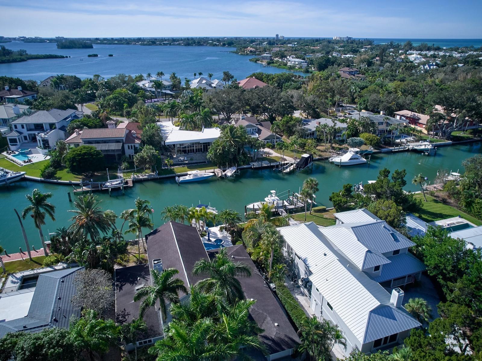 BAY ISLAND SHORES - Residential