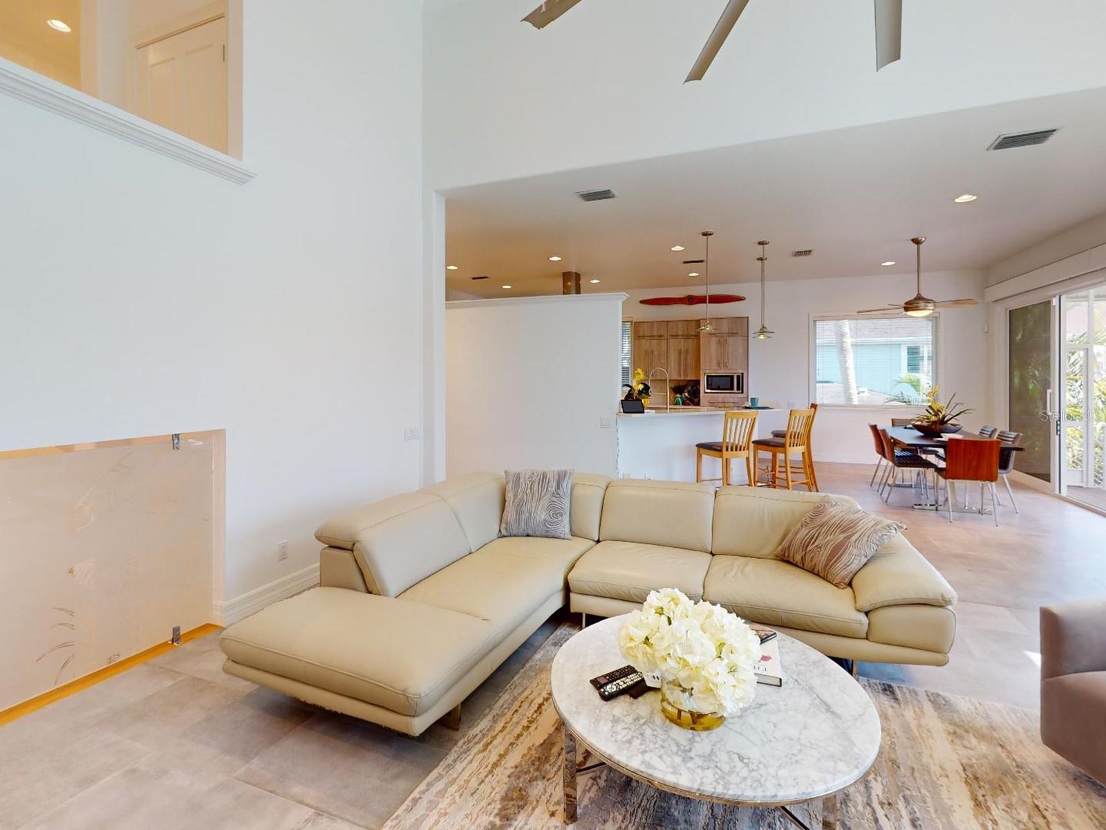 BAY ISLAND SHORES - Residential