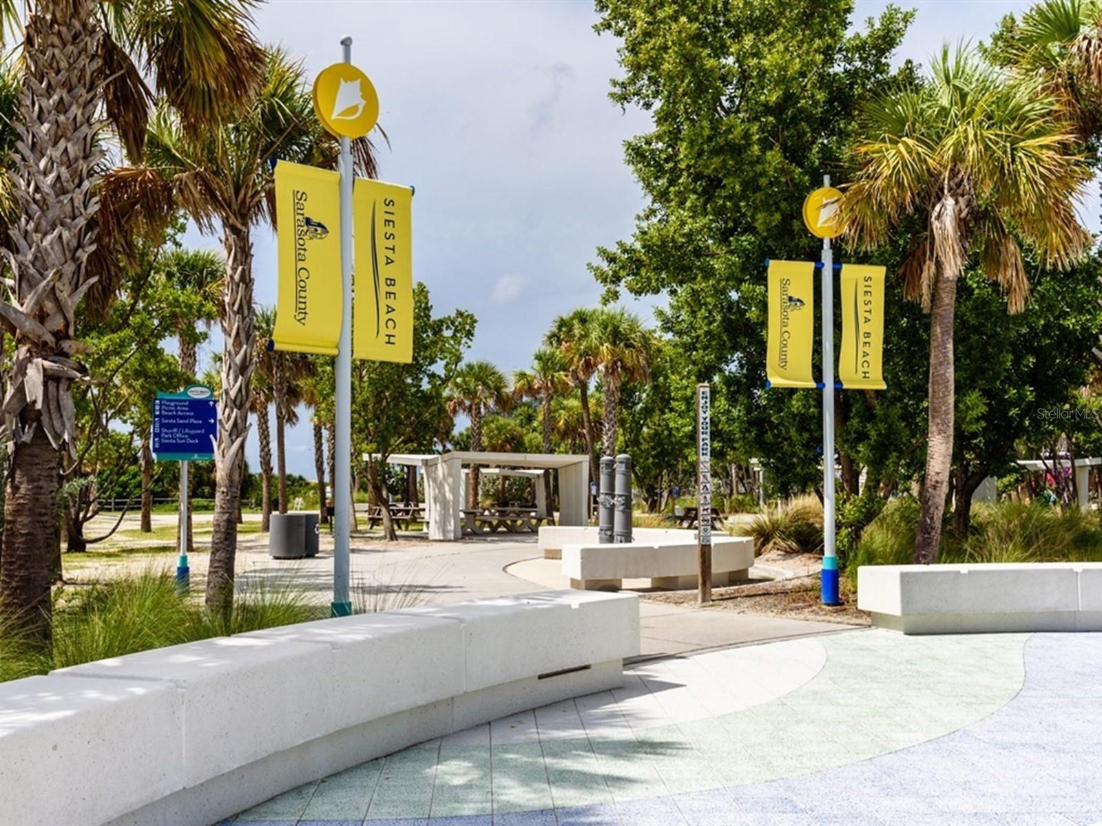 BAY ISLAND SHORES - Residential