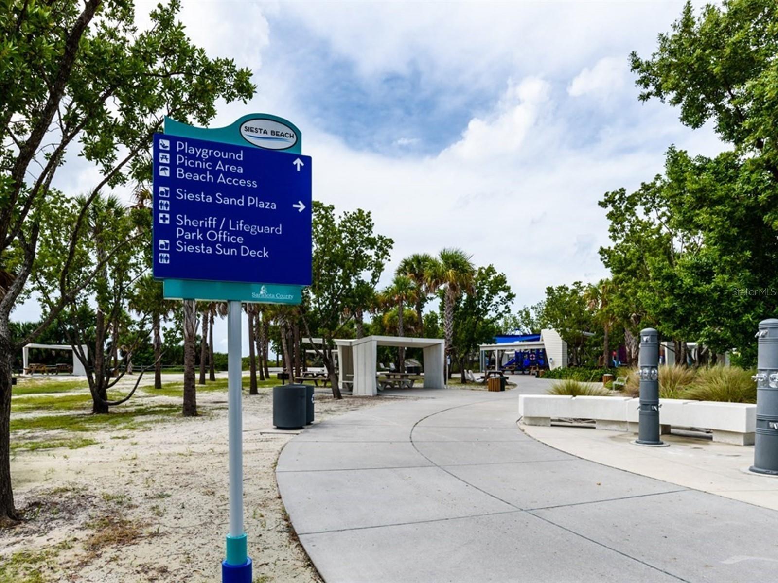 BAY ISLAND SHORES - Residential