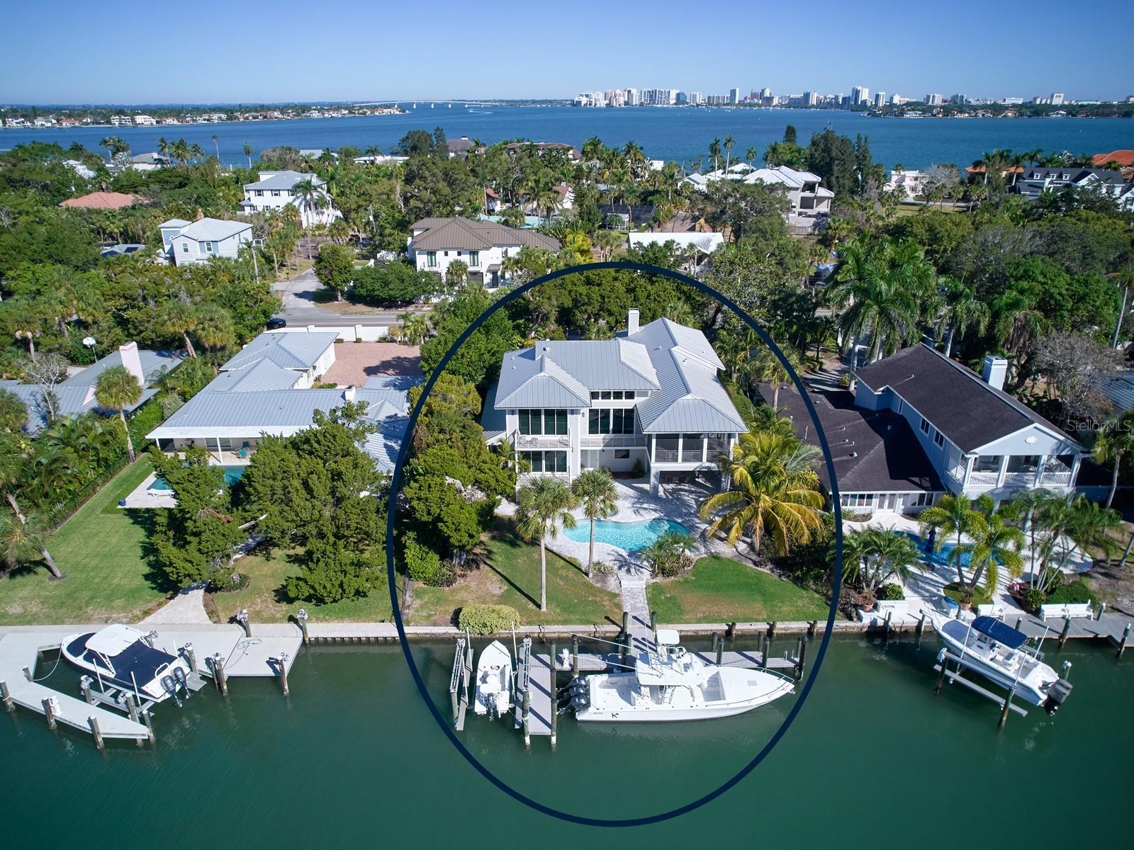 BAY ISLAND SHORES - Residential