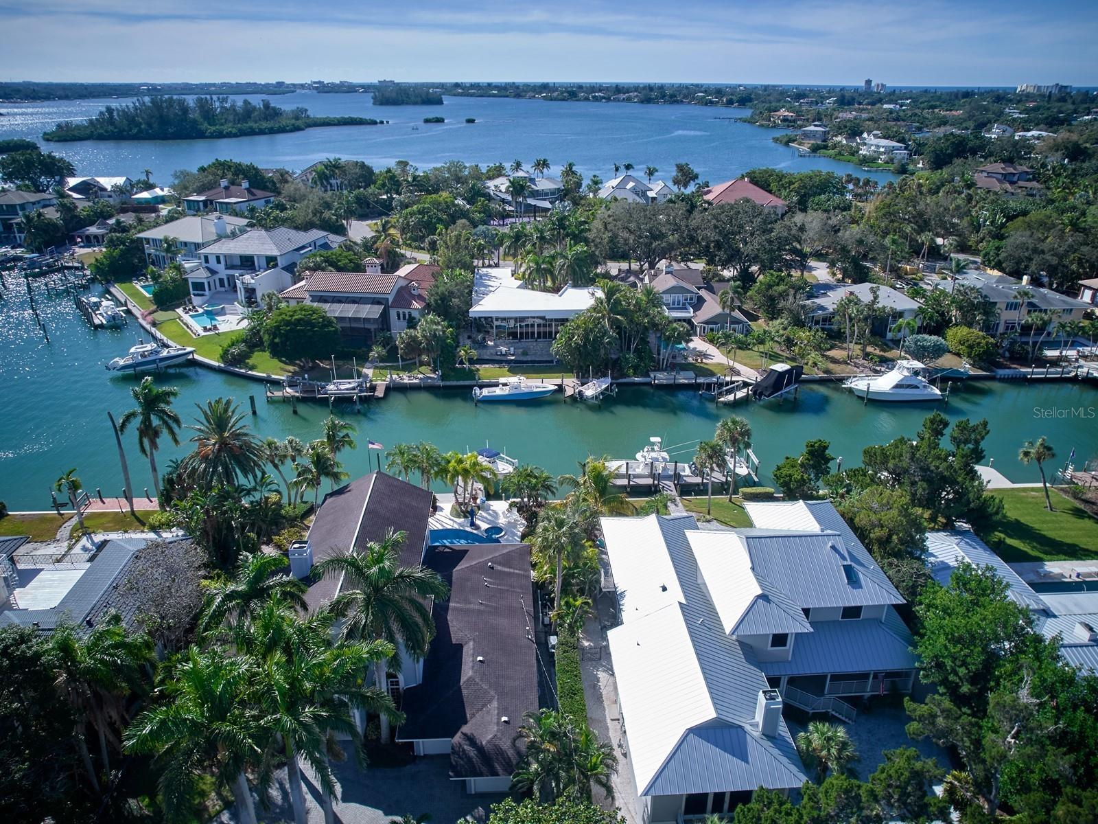 BAY ISLAND SHORES - Residential