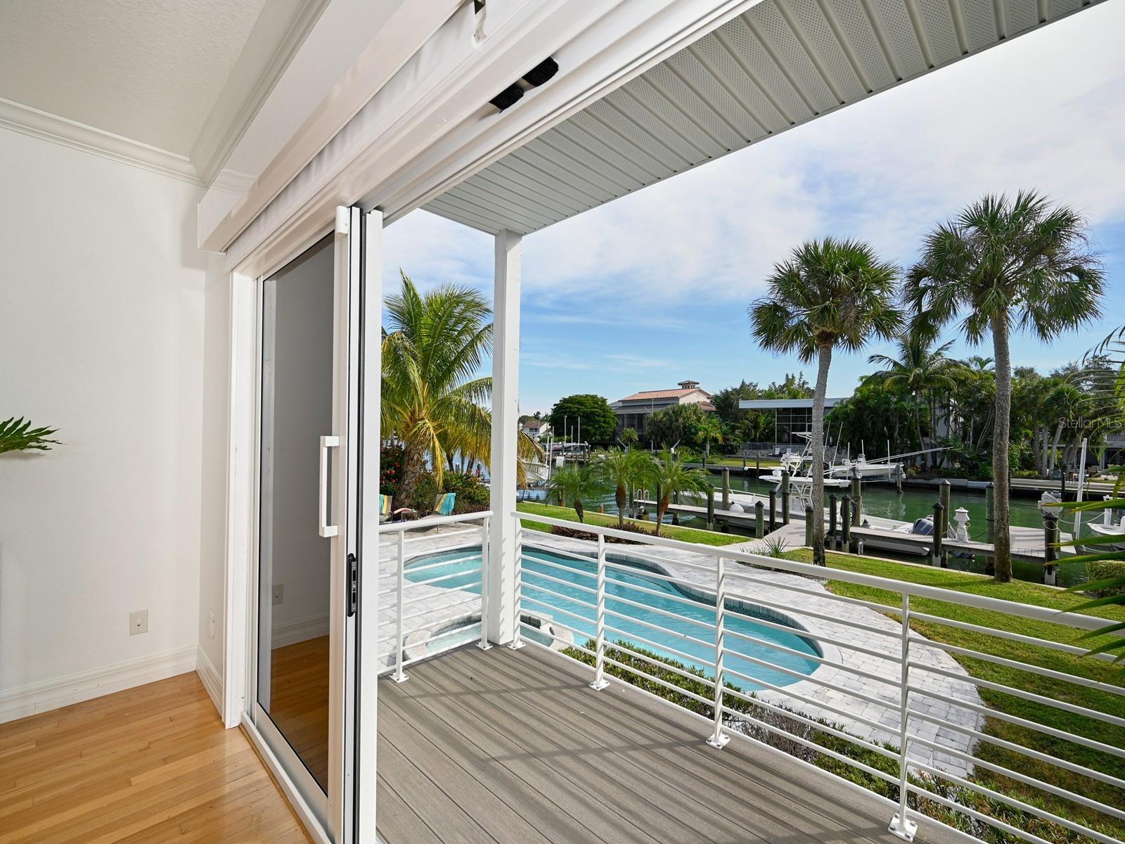 BAY ISLAND SHORES - Residential