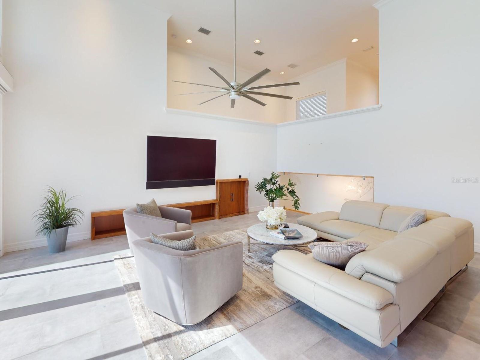 BAY ISLAND SHORES - Residential