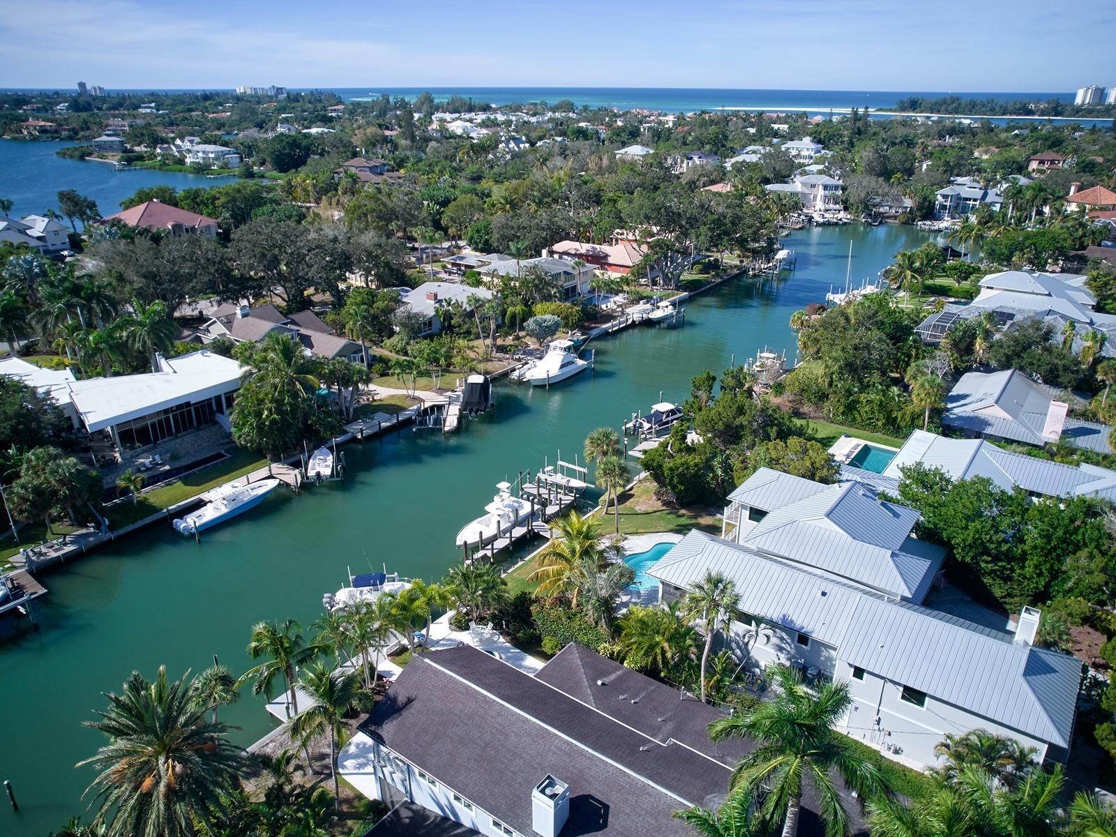 BAY ISLAND SHORES - Residential