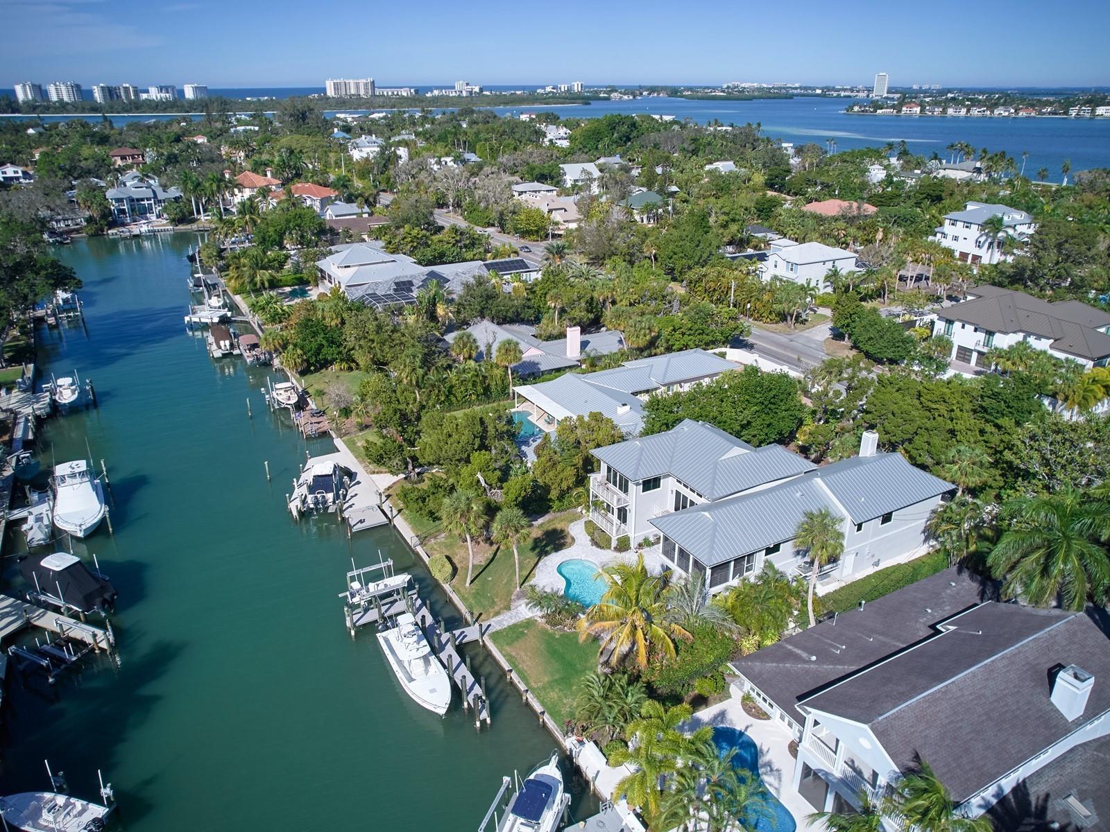 BAY ISLAND SHORES - Residential