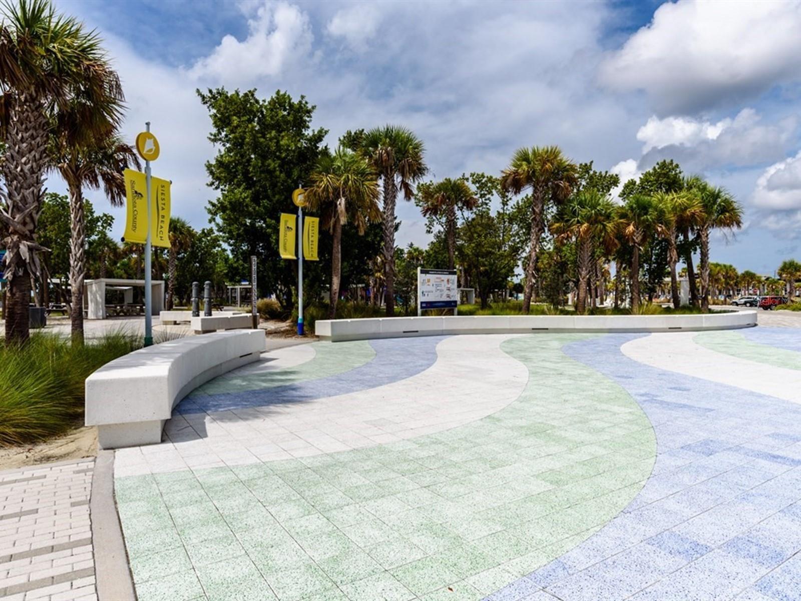 BAY ISLAND SHORES - Residential