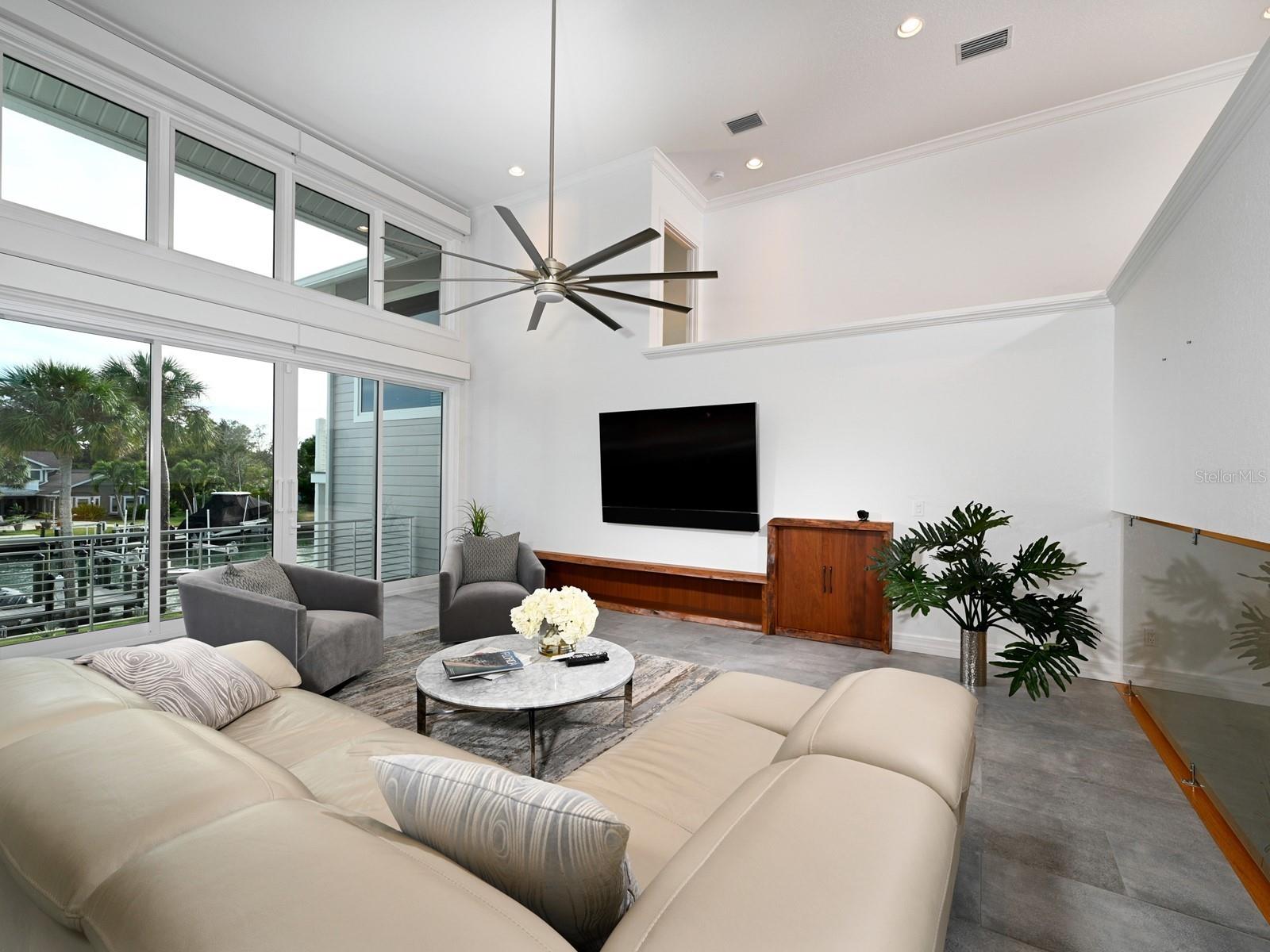 BAY ISLAND SHORES - Residential