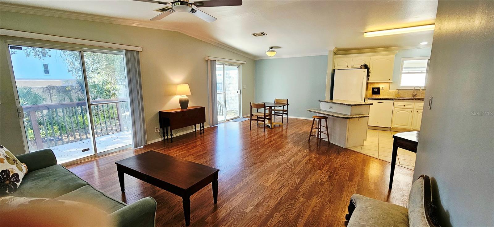 140 SOUTHWINDS DRIVE