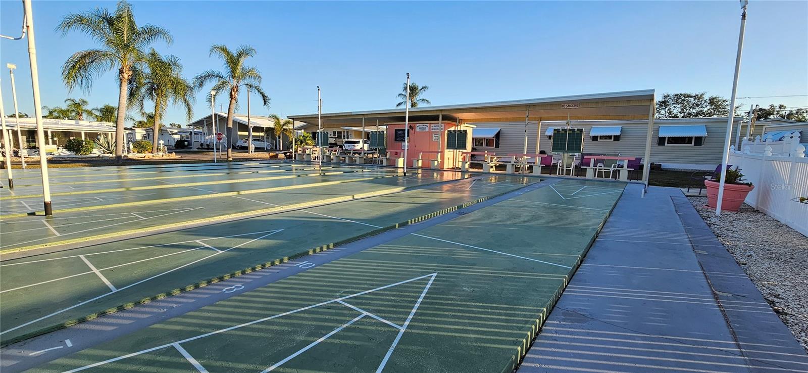 SOUTH WINDS MHP CO-OP - Residential