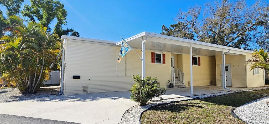 Photo of 140 Southwinds Drive, Sarasota, FL 34231 (MLS # A4683187)