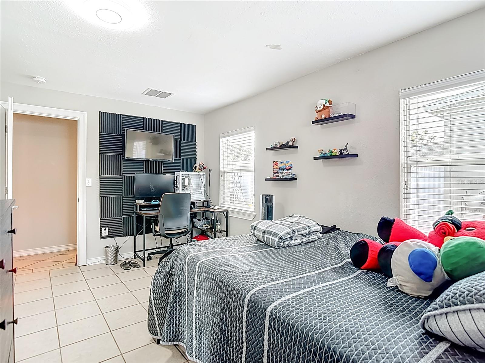 SANSON PARK UNIT 4 - Residential